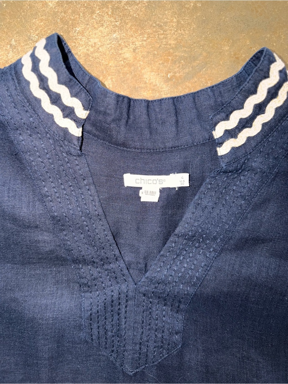 Chico’s Size 4 XL XXL 100% Linen Navy Tunic Metallic Trim Top - Picture 6 of 9